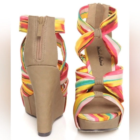 Host Pick NWT Size 7 Michael Antonio Gheza Yellow Multi Print Strappy Wedges - Picture 5 of 5